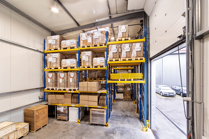 Thanks to our warehouse and well-planned stock, we can ensure short delivery times.